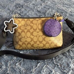 Cute Coach messenger bag